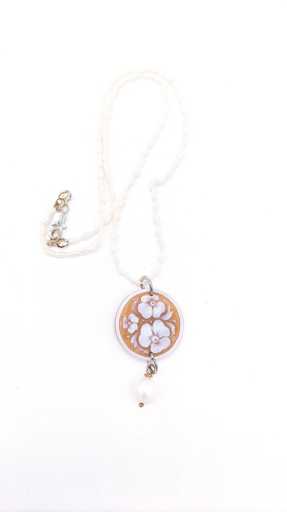 Necklace Pearls with Cameo 3