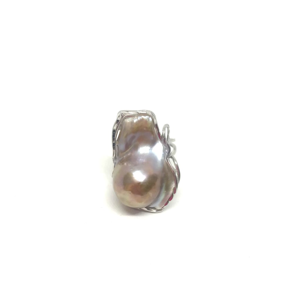 Ring in Silver and Natural Pearl 1
