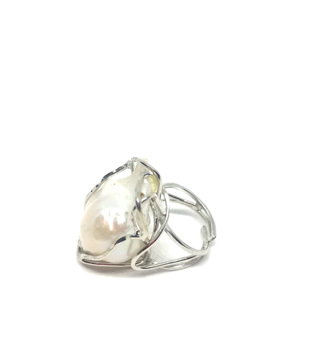 Ring in Silver and Natural Pearl 2